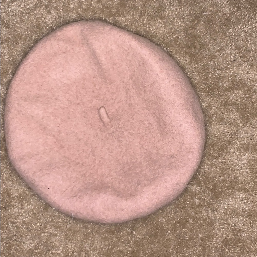 Baby pink Beret hate